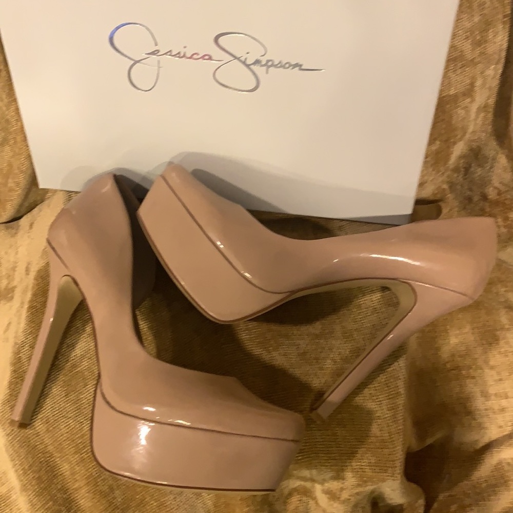 Jessica Simpson Heels - Picture 2 of 2